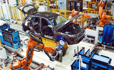 東風(fēng)英菲尼迪 以“奮進(jìn)之年”為號(hào)角，多維戰(zhàn)略布局釋放潛能，驅(qū)動(dòng)未來汽車銷售新篇章